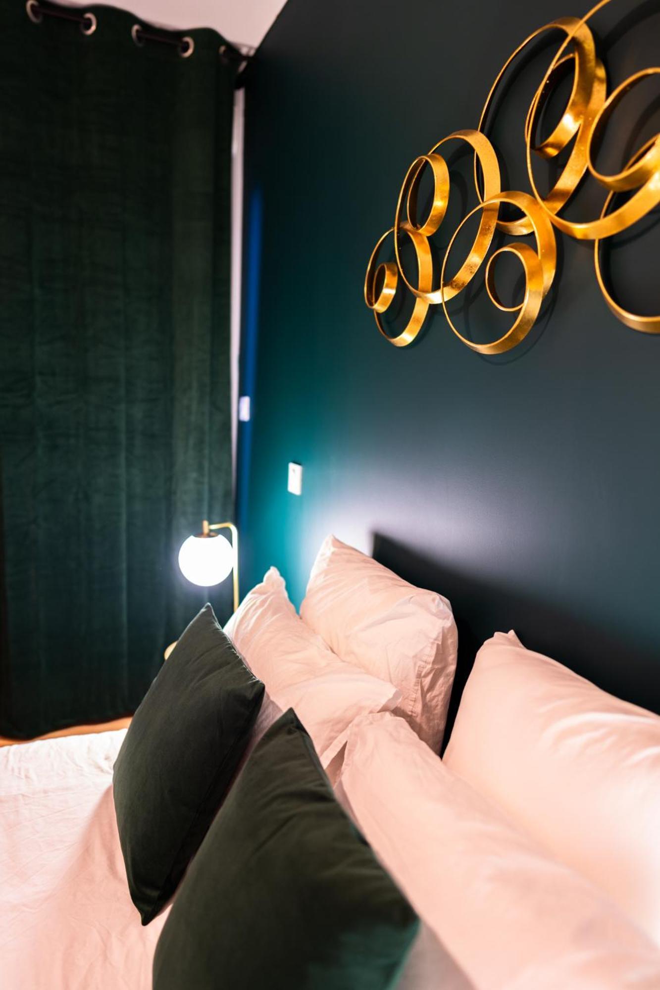Grand Loft Familial 4 Chambres Avec Parking Prive Saumur Εξωτερικό φωτογραφία